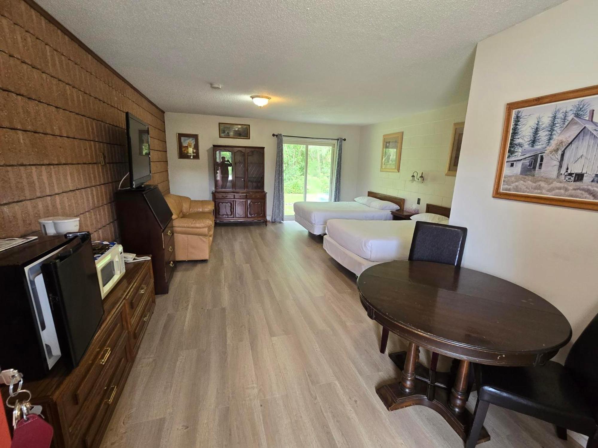 Top Notch Motel Wiarton Exteriör bild