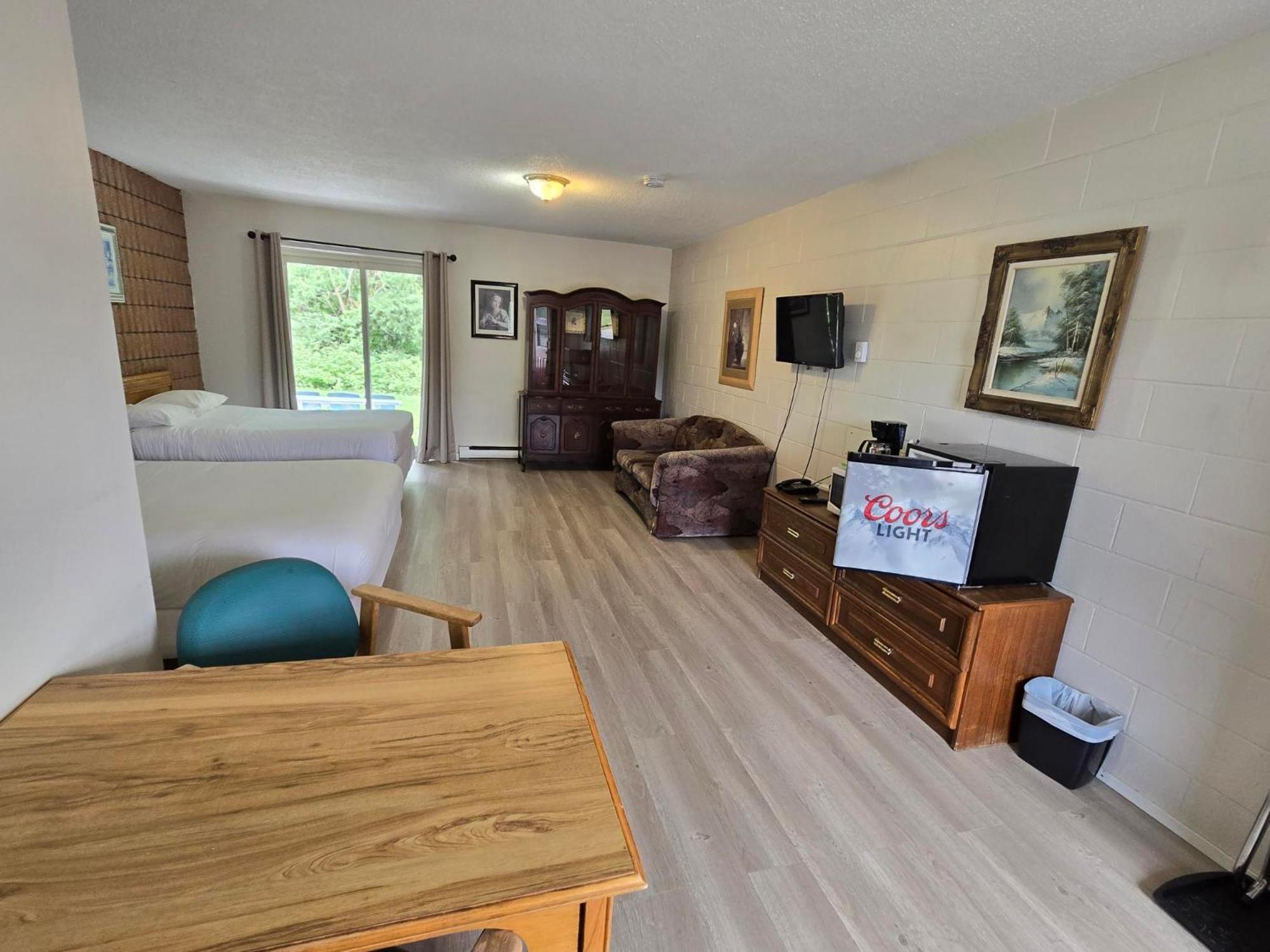 Top Notch Motel Wiarton Exteriör bild